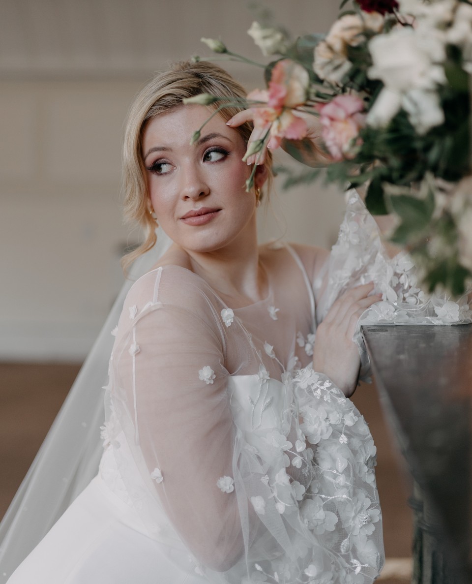 There's so much pressure to have multiple dresses on your wedding day | Feathers & Florence | Wedding Dress Preston